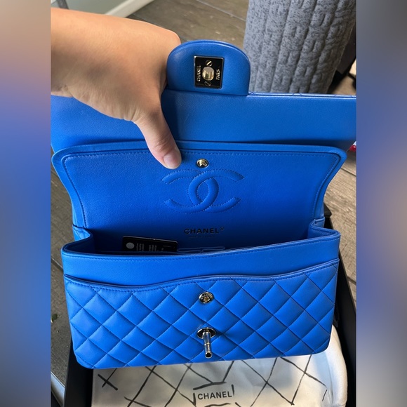 Chanel Electric Blue Medium Double Flap Bag - Picture 6 of 13
